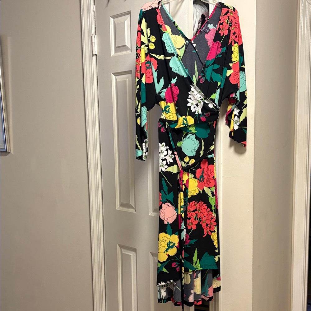 Roaman’s Bold & Vibrant Retro Floral Long Sleeve Faux Wrap Belted Dress 14/16